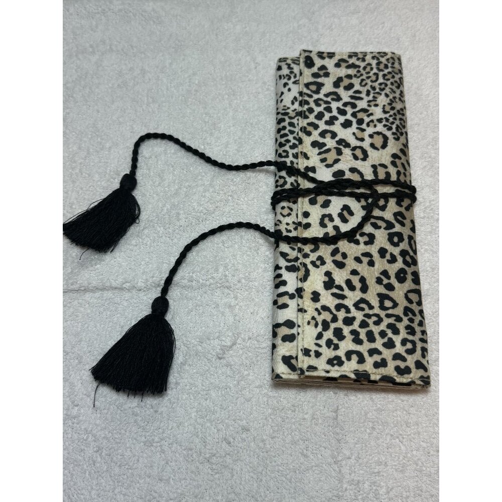 Chico's Animal Print Jewelry Roll Organizer With Tassel Closure